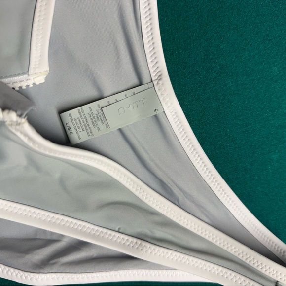 SKIMS Sporty Zipper Tanga Swim Bottom - Picture 5 of 6